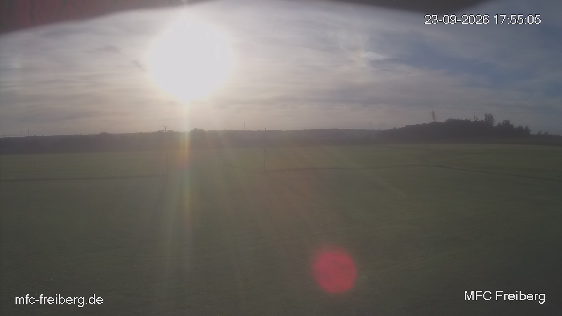 MFC Freiberg Flugplatz Webcam mfc-freiberg-flugplatz-webcam-2026-09-23-17-57.jpg Webcam vom Flugplatz Weissenborn Modellflugsportverein Freiberg