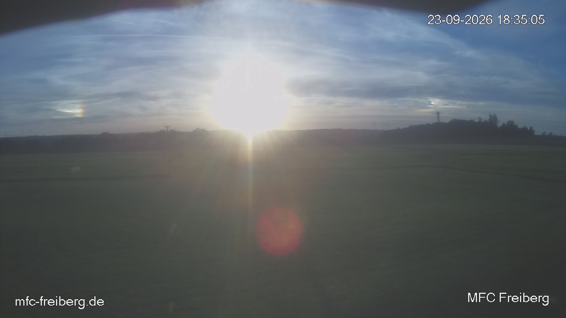 MFC Freiberg Flugplatz Webcam mfc-freiberg-flugplatz-webcam-2026-09-23-18-36.jpg Webcam vom Flugplatz Weissenborn Modellflugsportverein Freiberg