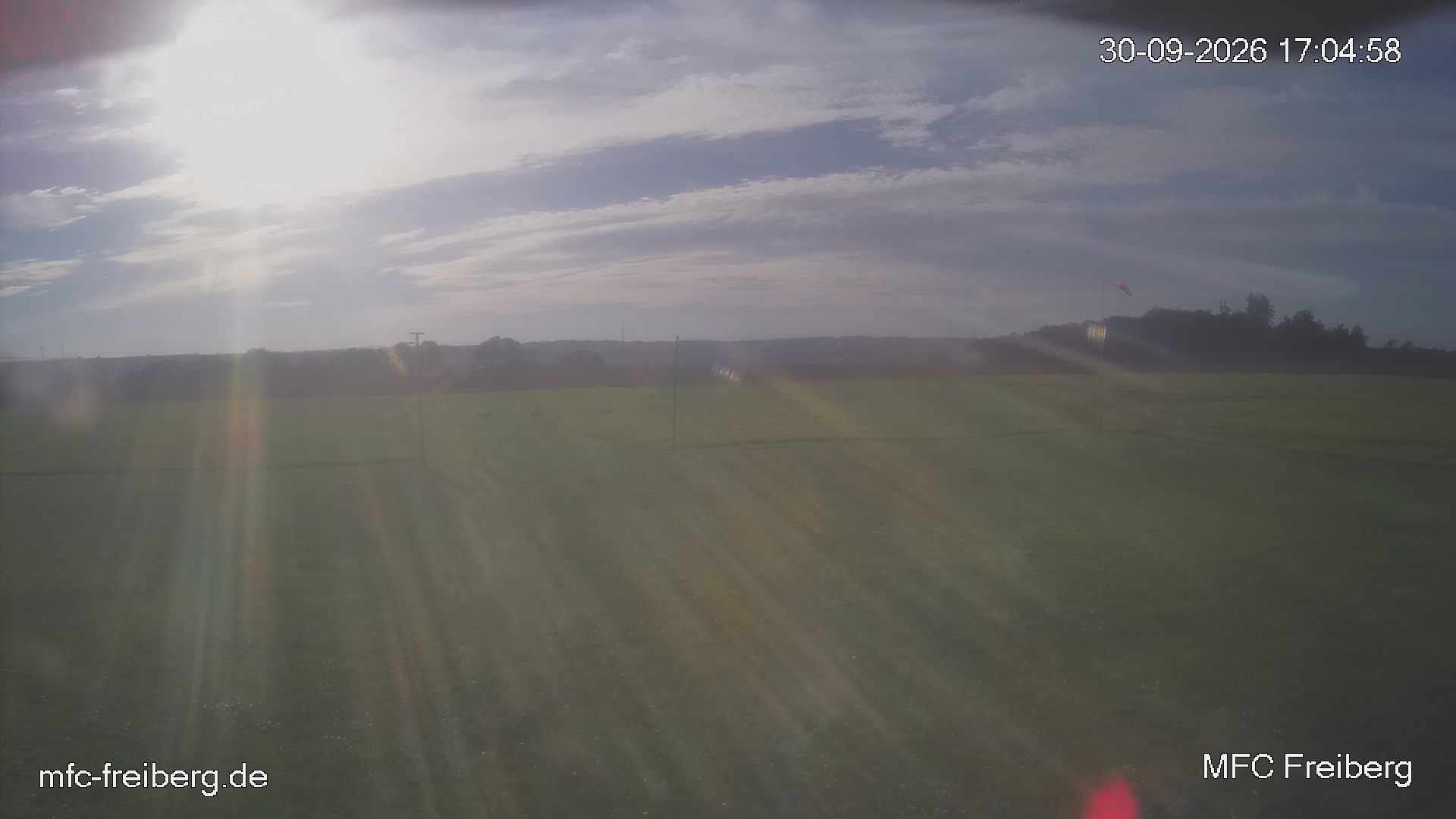 MFC Freiberg Flugplatz Webcam mfc-freiberg-flugplatz-webcam-2026-09-30-17-06.jpg Webcam vom Flugplatz Weissenborn Modellflugsportverein Freiberg