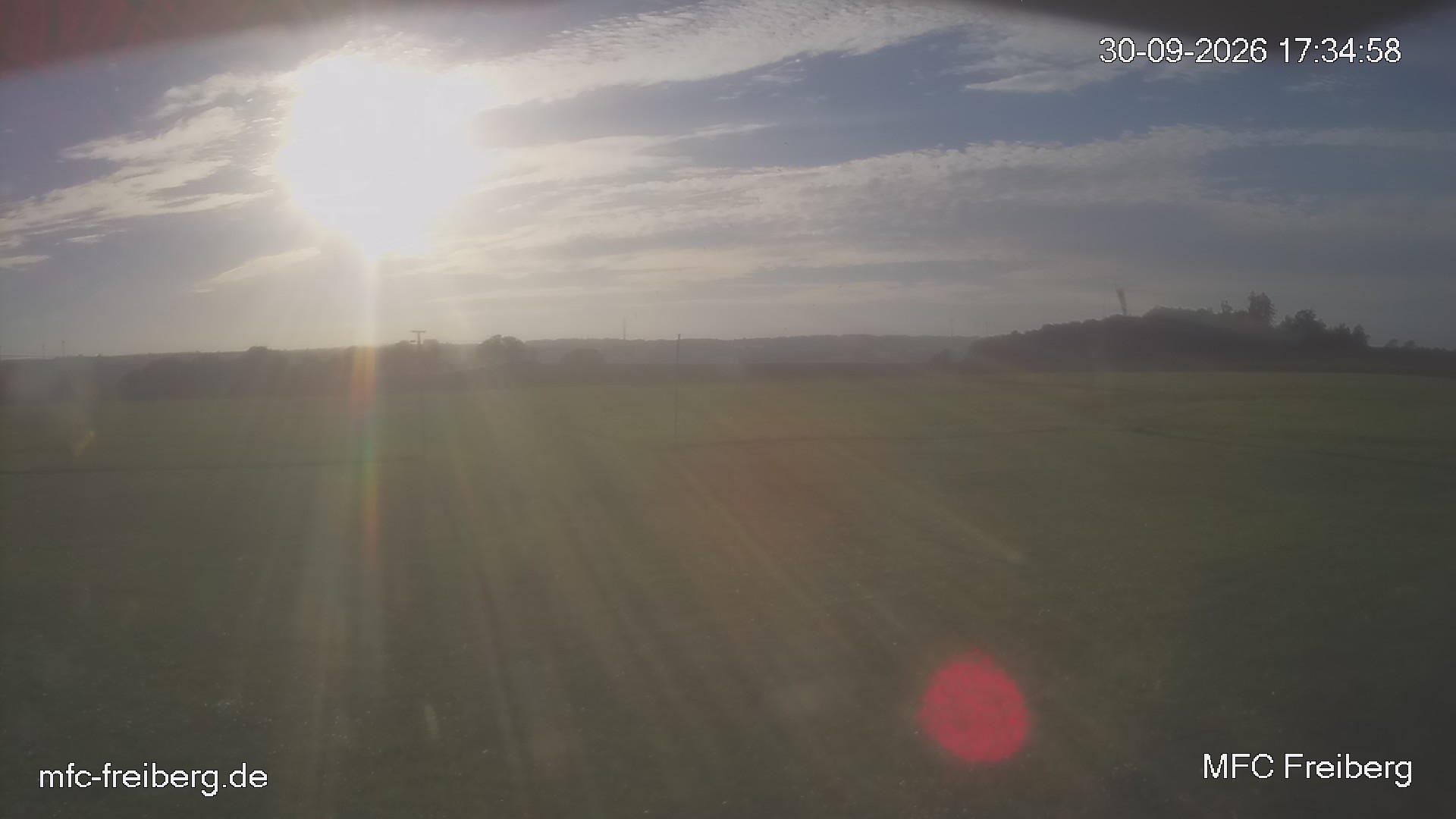 MFC Freiberg Flugplatz Webcam mfc-freiberg-flugplatz-webcam-2026-09-30-17-36.jpg Webcam vom Flugplatz Weissenborn Modellflugsportverein Freiberg