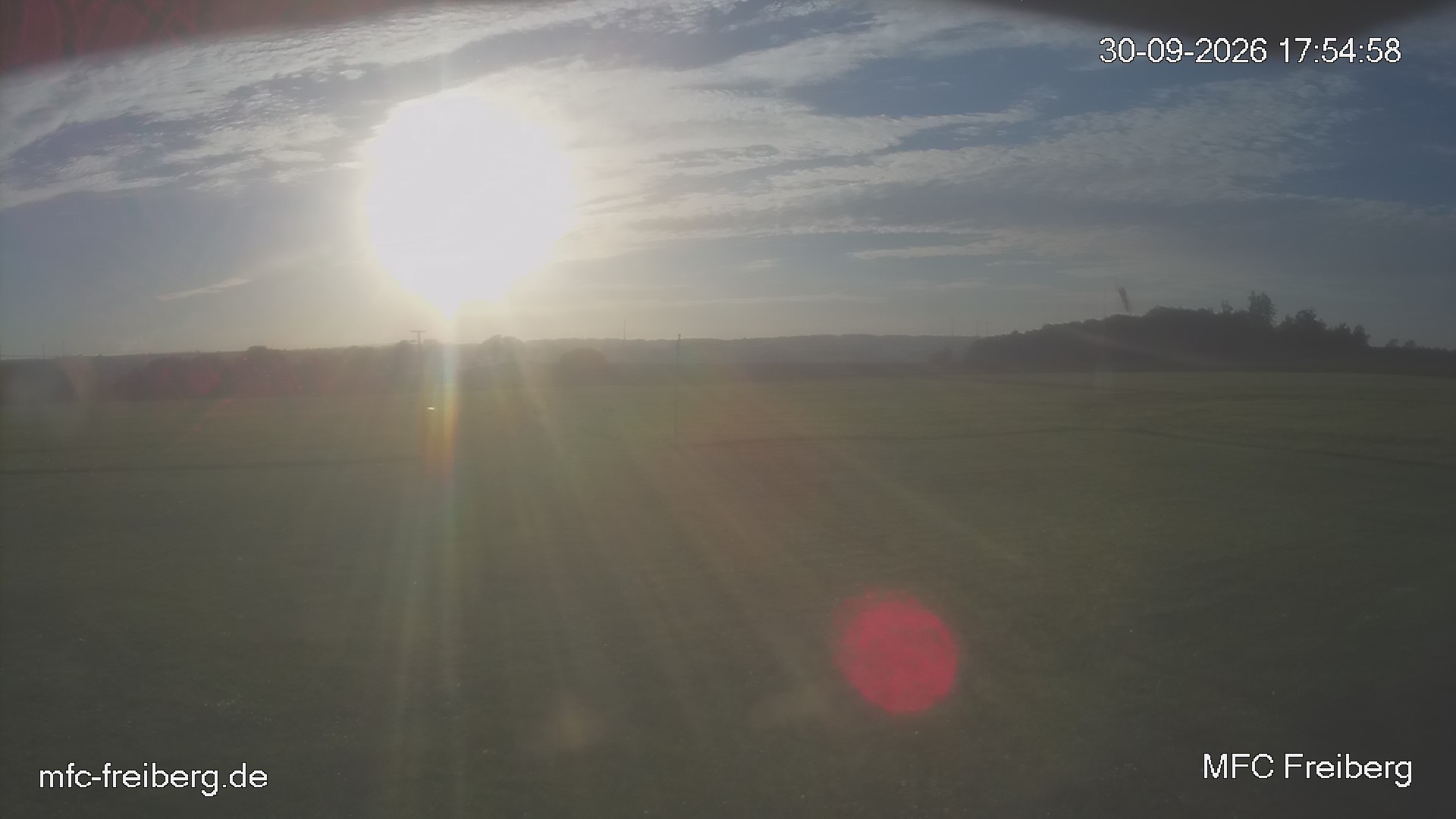 MFC Freiberg Flugplatz Webcam mfc-freiberg-flugplatz-webcam-2026-09-30-17-57.jpg Webcam vom Flugplatz Weissenborn Modellflugsportverein Freiberg