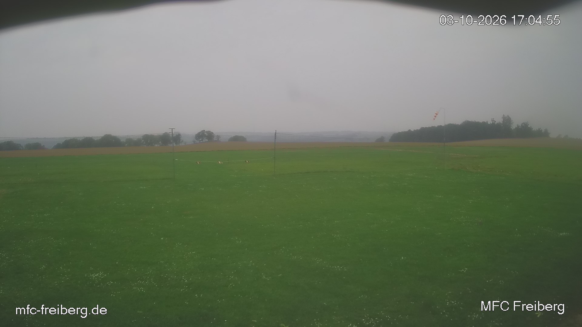 MFC Freiberg Flugplatz Webcam mfc-freiberg-flugplatz-webcam-2026-10-03-17-06.jpg Webcam vom Flugplatz Weissenborn Modellflugsportverein Freiberg