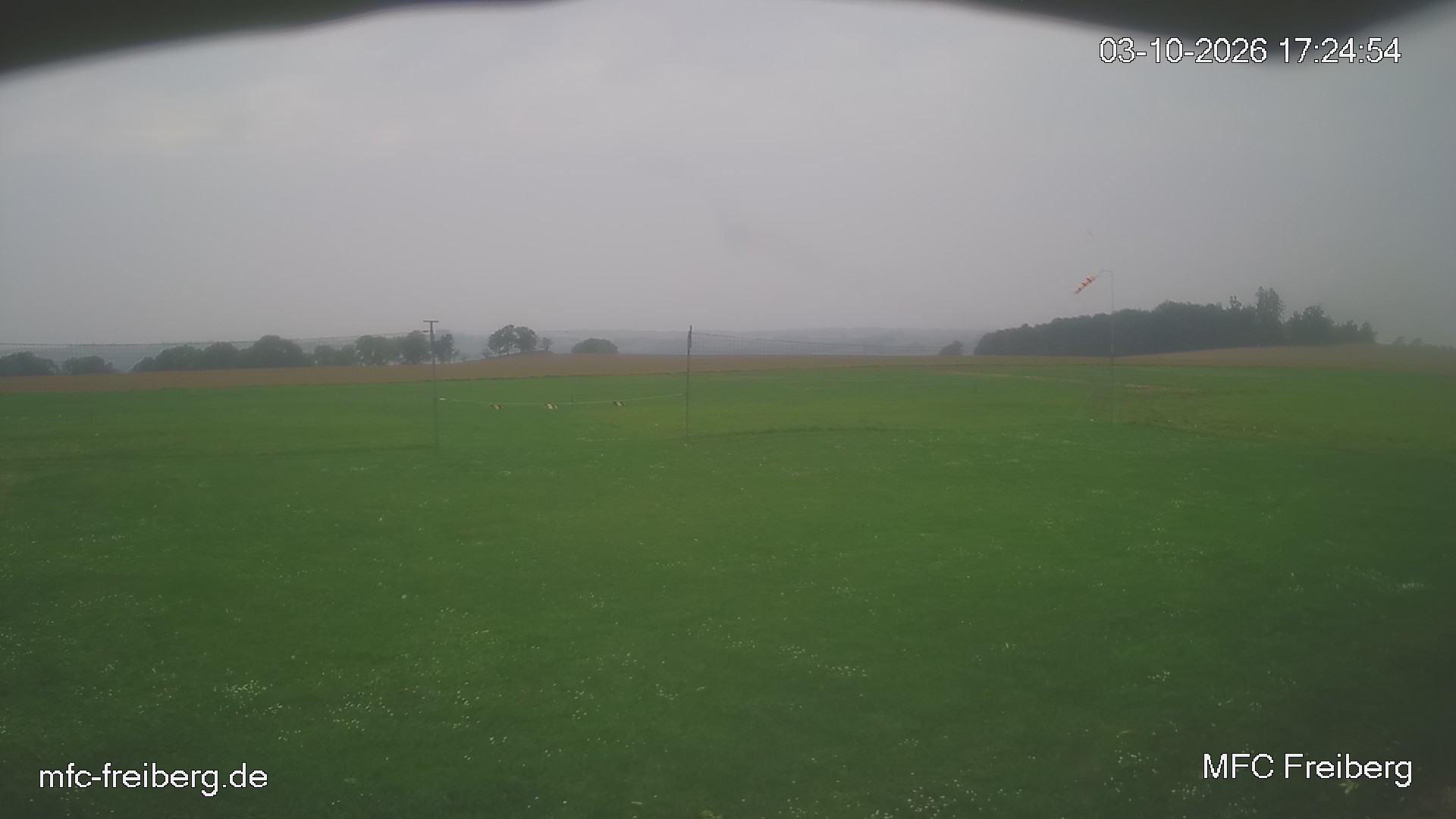 MFC Freiberg Flugplatz Webcam mfc-freiberg-flugplatz-webcam-2026-10-03-17-27.jpg Webcam vom Flugplatz Weissenborn Modellflugsportverein Freiberg