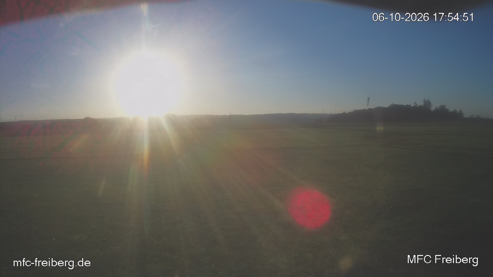 MFC Freiberg Flugplatz Webcam mfc-freiberg-flugplatz-webcam-2026-10-06-17-57.jpg Webcam vom Flugplatz Weissenborn Modellflugsportverein Freiberg