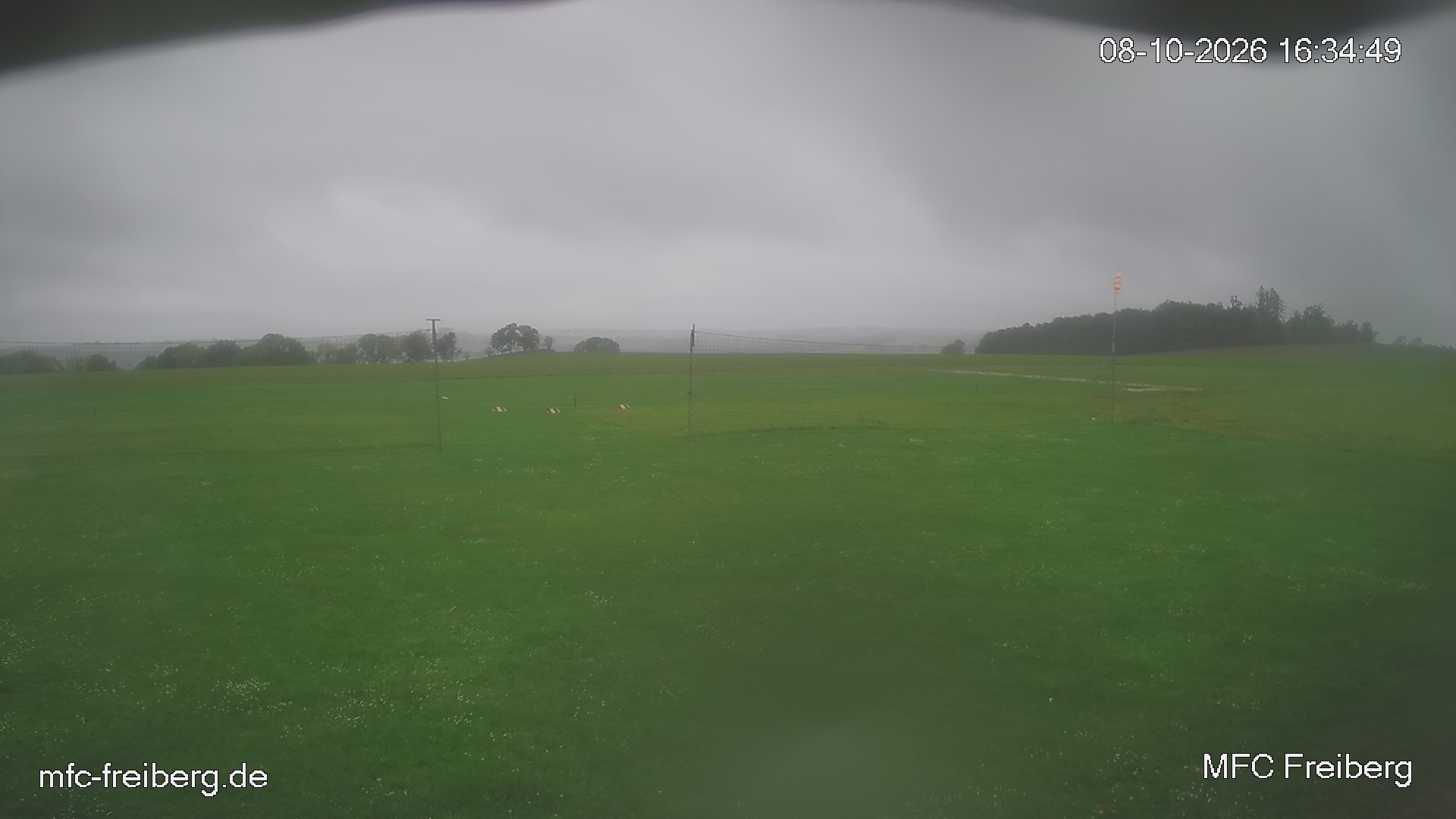 MFC Freiberg Flugplatz Webcam mfc-freiberg-flugplatz-webcam-2026-10-08-16-36.jpg Webcam vom Flugplatz Weissenborn Modellflugsportverein Freiberg