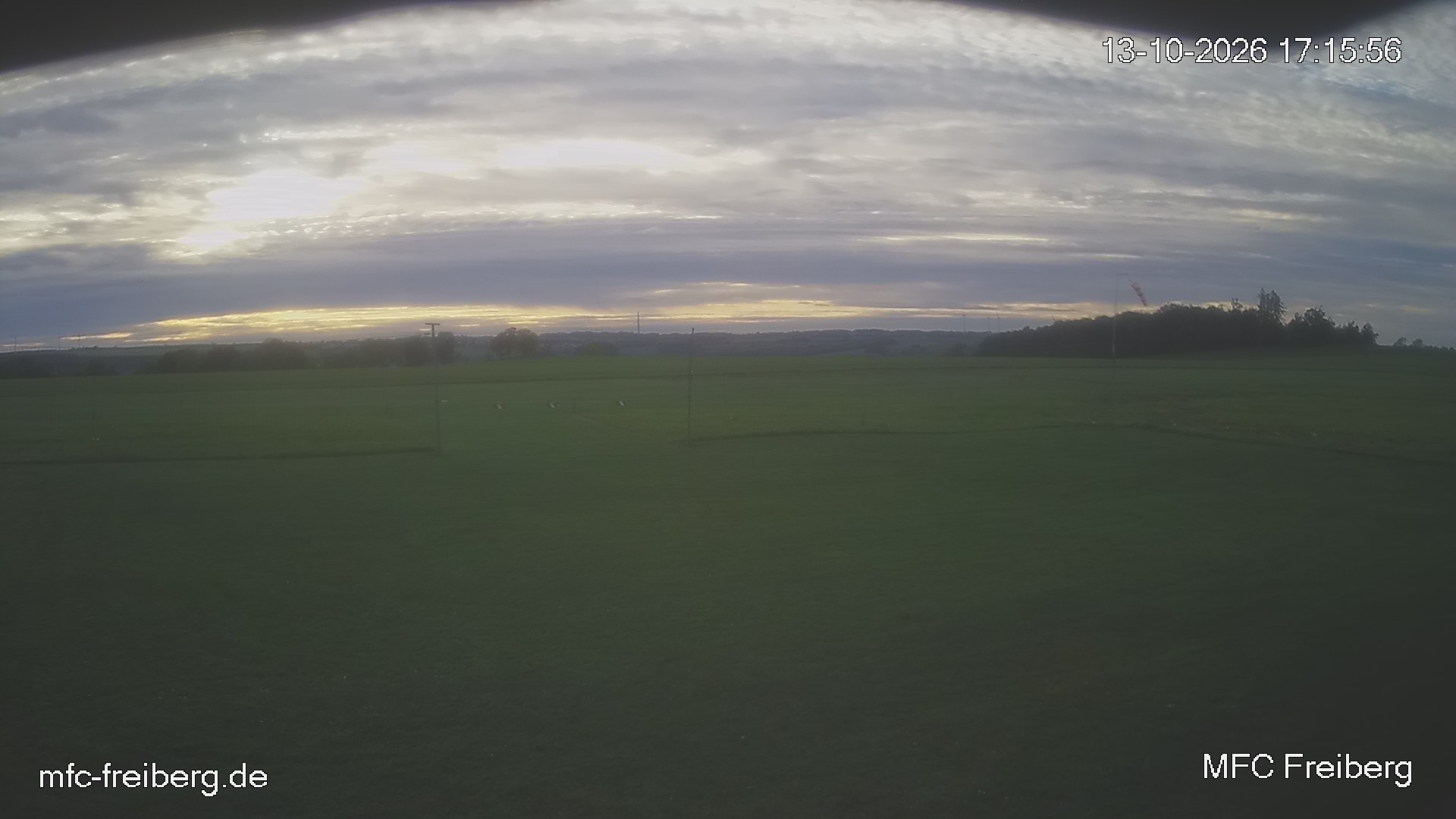MFC Freiberg Flugplatz Webcam mfc-freiberg-flugplatz-webcam-2026-10-13-17-18.jpg Webcam vom Flugplatz Weissenborn Modellflugsportverein Freiberg