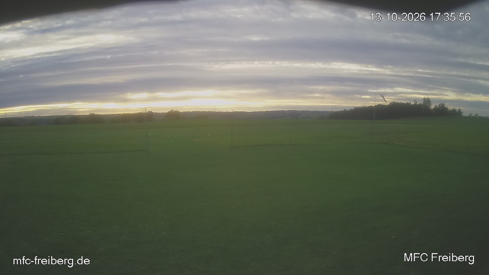 MFC Freiberg Flugplatz Webcam mfc-freiberg-flugplatz-webcam-2026-10-13-17-36.jpg Webcam vom Flugplatz Weissenborn Modellflugsportverein Freiberg