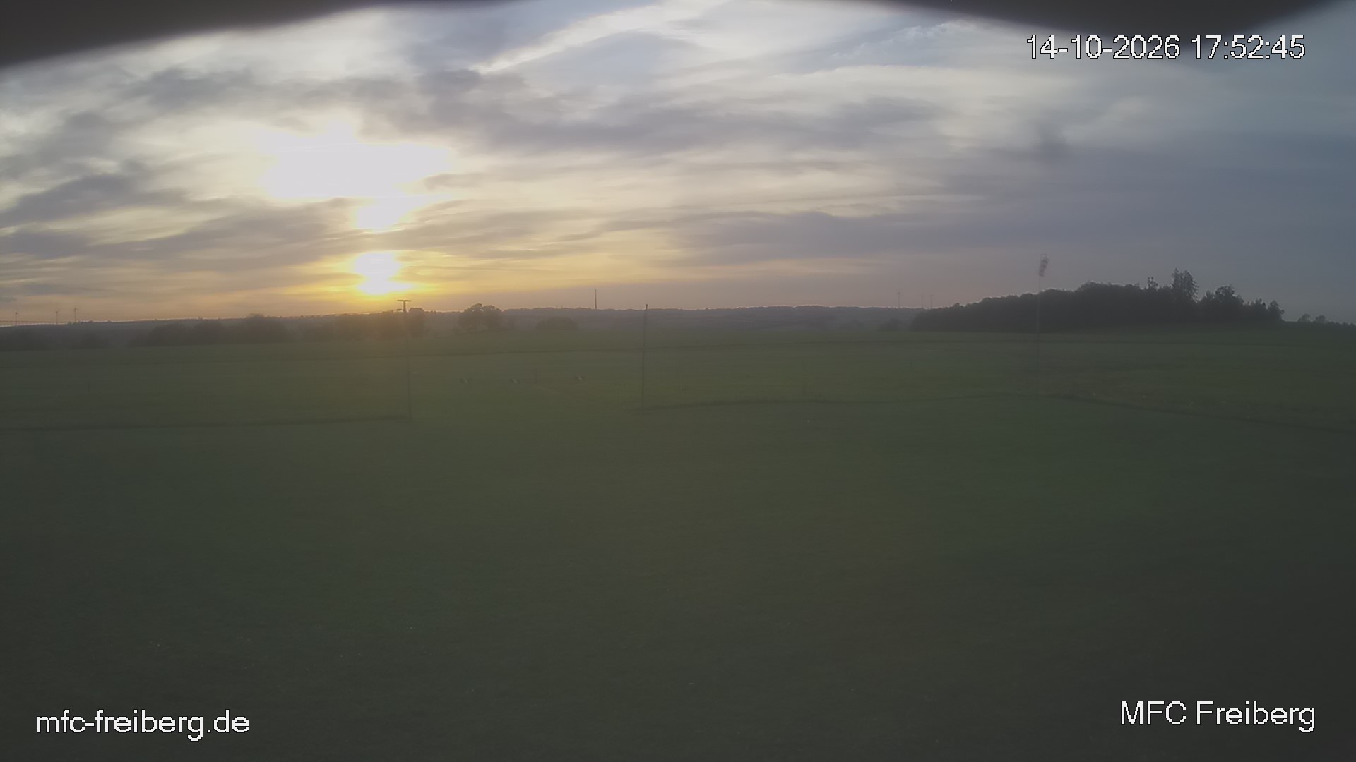 MFC Freiberg Flugplatz Webcam mfc-freiberg-flugplatz-webcam-2026-10-14-17-54.jpg Webcam vom Flugplatz Weissenborn Modellflugsportverein Freiberg
