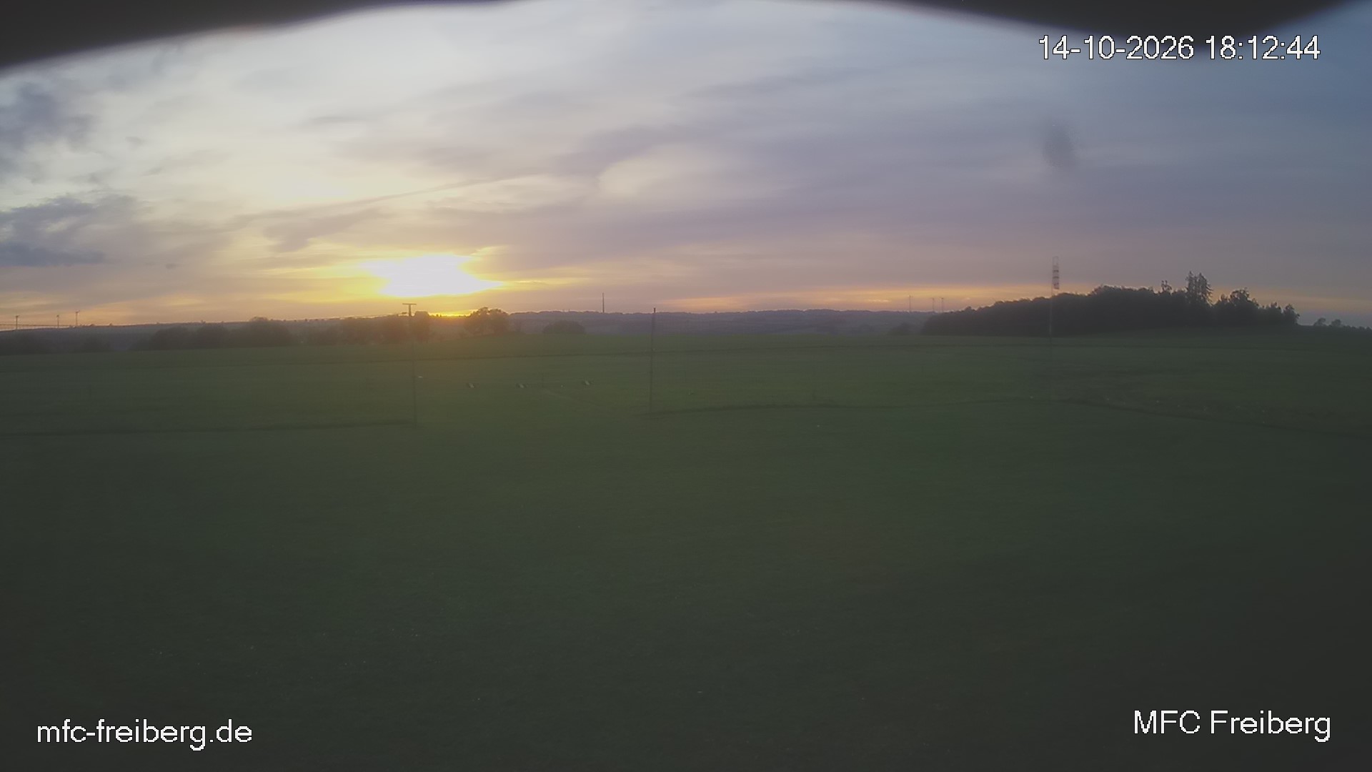 MFC Freiberg Flugplatz Webcam mfc-freiberg-flugplatz-webcam-2026-10-14-18-15.jpg Webcam vom Flugplatz Weissenborn Modellflugsportverein Freiberg