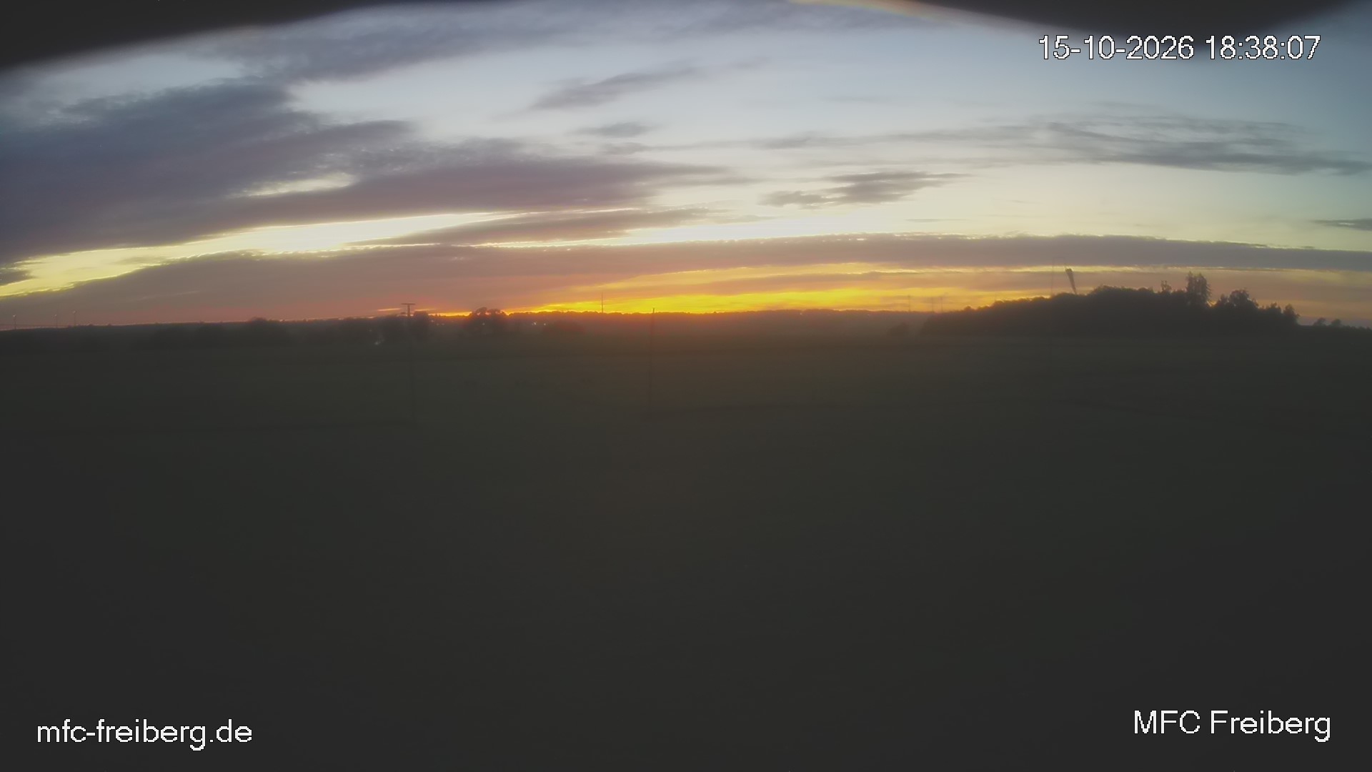 MFC Freiberg Flugplatz Webcam mfc-freiberg-flugplatz-webcam-2026-10-15-18-39.jpg Webcam vom Flugplatz Weissenborn Modellflugsportverein Freiberg