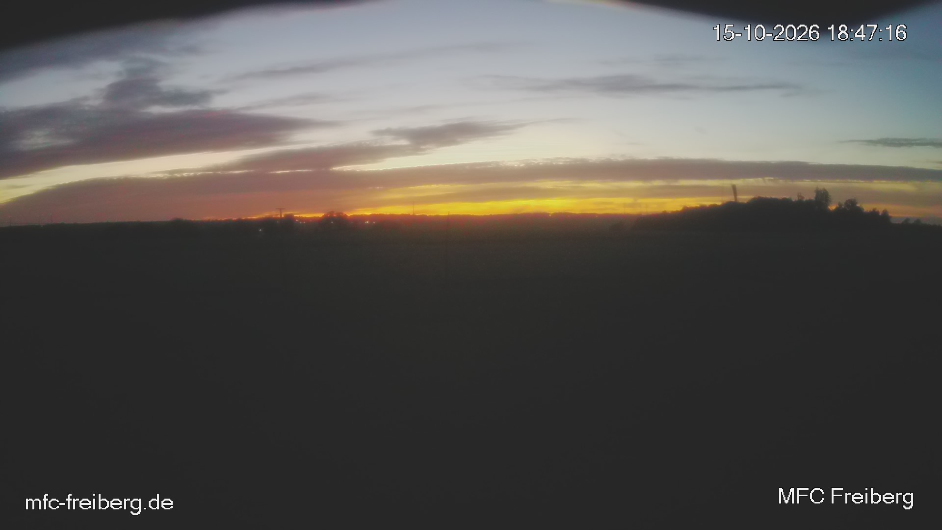 MFC Freiberg Flugplatz Webcam mfc-freiberg-flugplatz-webcam-2026-10-15-18-48.jpg Webcam vom Flugplatz Weissenborn Modellflugsportverein Freiberg