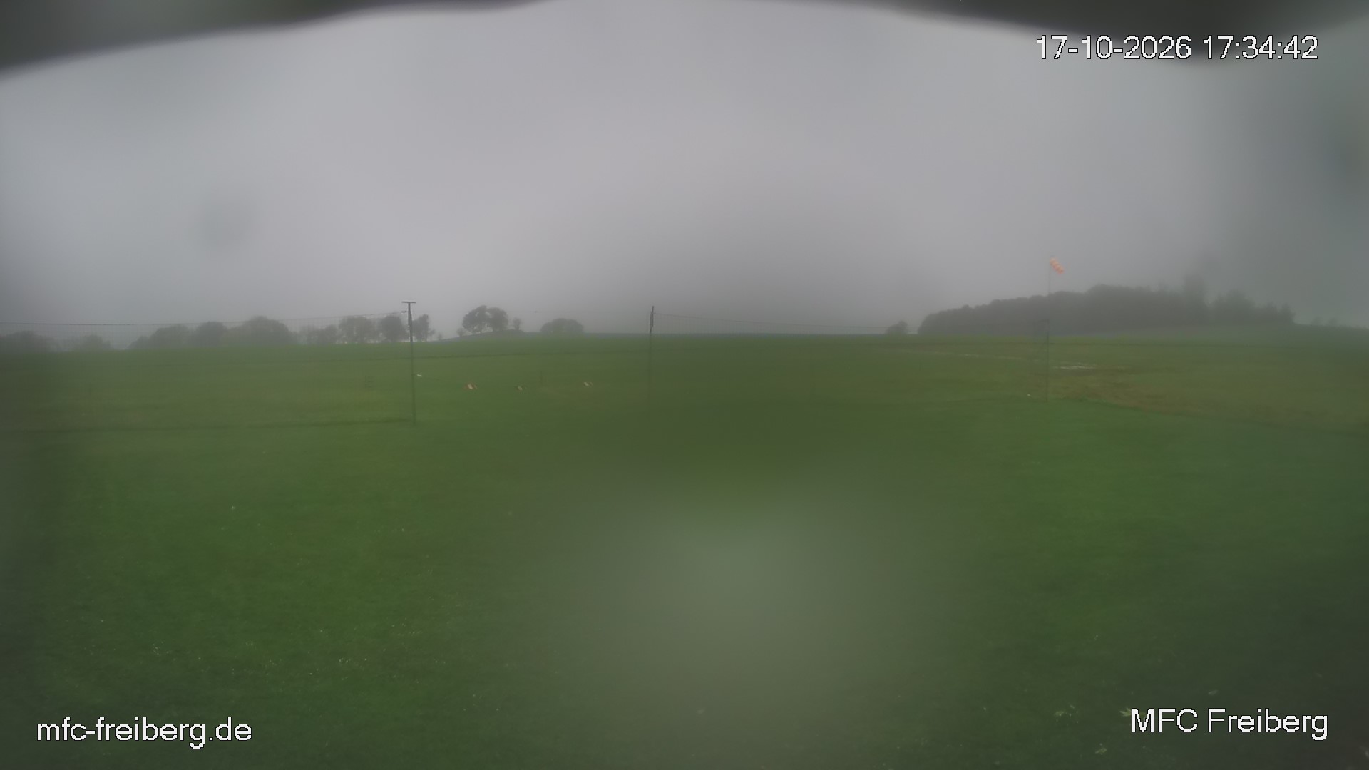 MFC Freiberg Flugplatz Webcam mfc-freiberg-flugplatz-webcam-2026-10-17-17-36.jpg Webcam vom Flugplatz Weissenborn Modellflugsportverein Freiberg