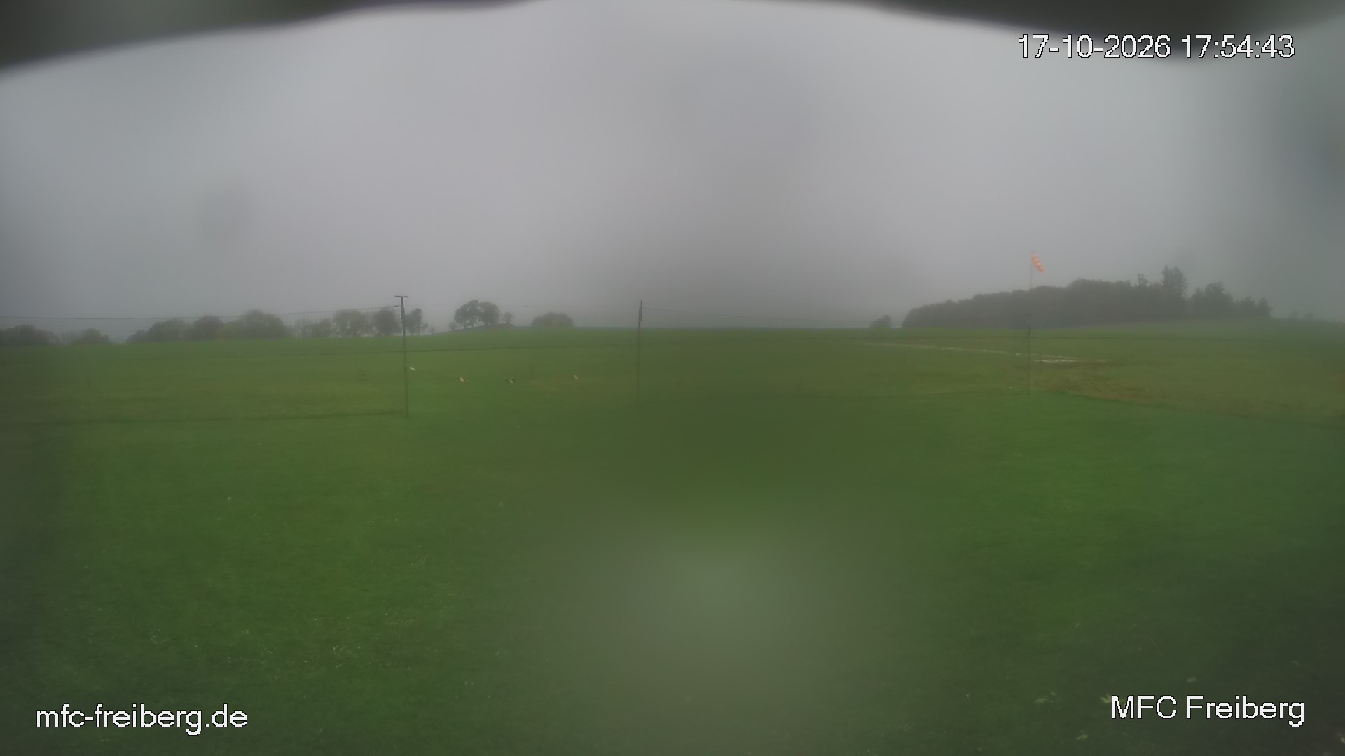 MFC Freiberg Flugplatz Webcam mfc-freiberg-flugplatz-webcam-2026-10-17-17-57.jpg Webcam vom Flugplatz Weissenborn Modellflugsportverein Freiberg