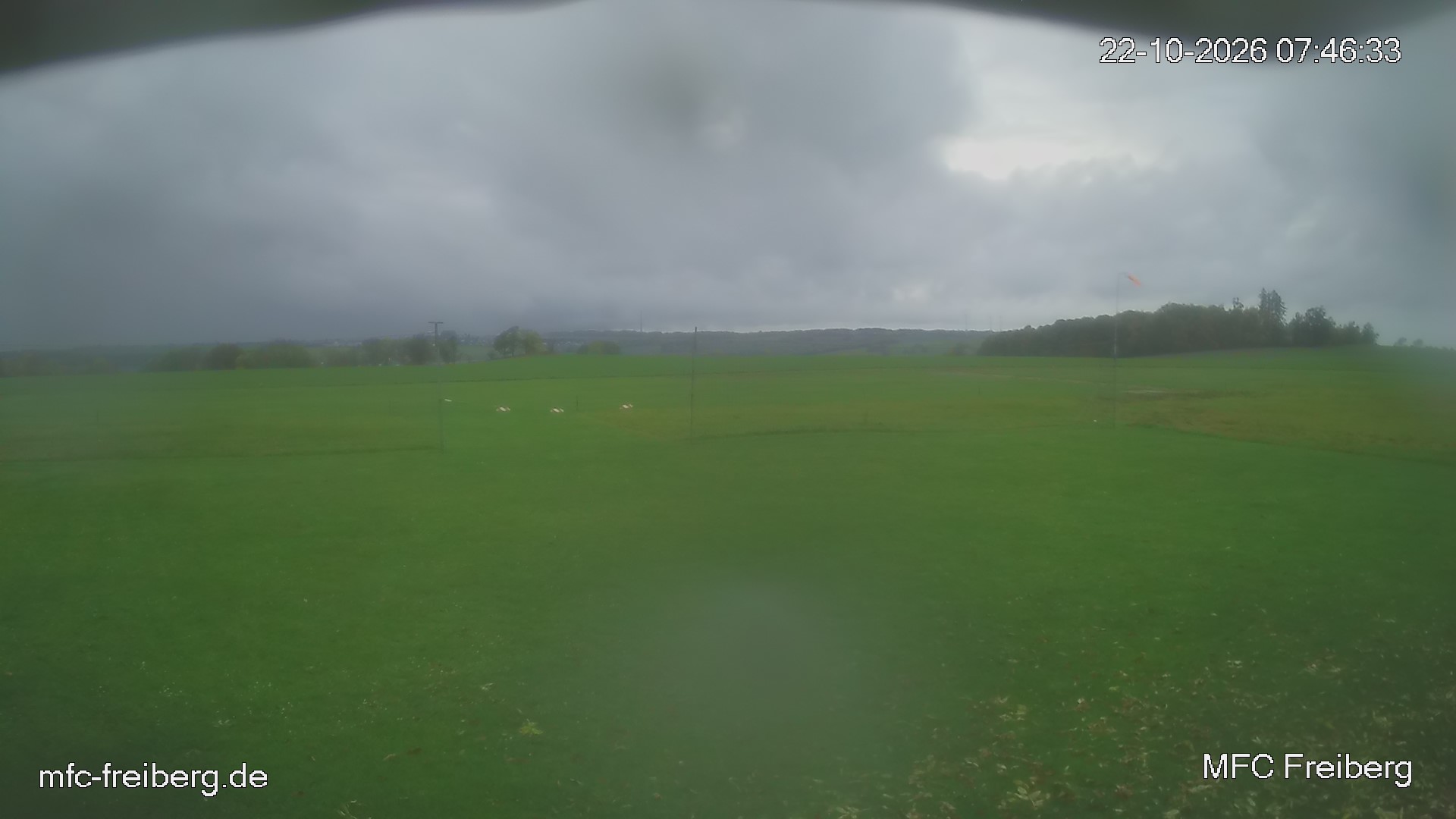 MFC Freiberg Flugplatz Webcam mfc-freiberg-flugplatz-webcam-2026-10-22-07-48.jpg Webcam vom Flugplatz Weissenborn Modellflugsportverein Freiberg