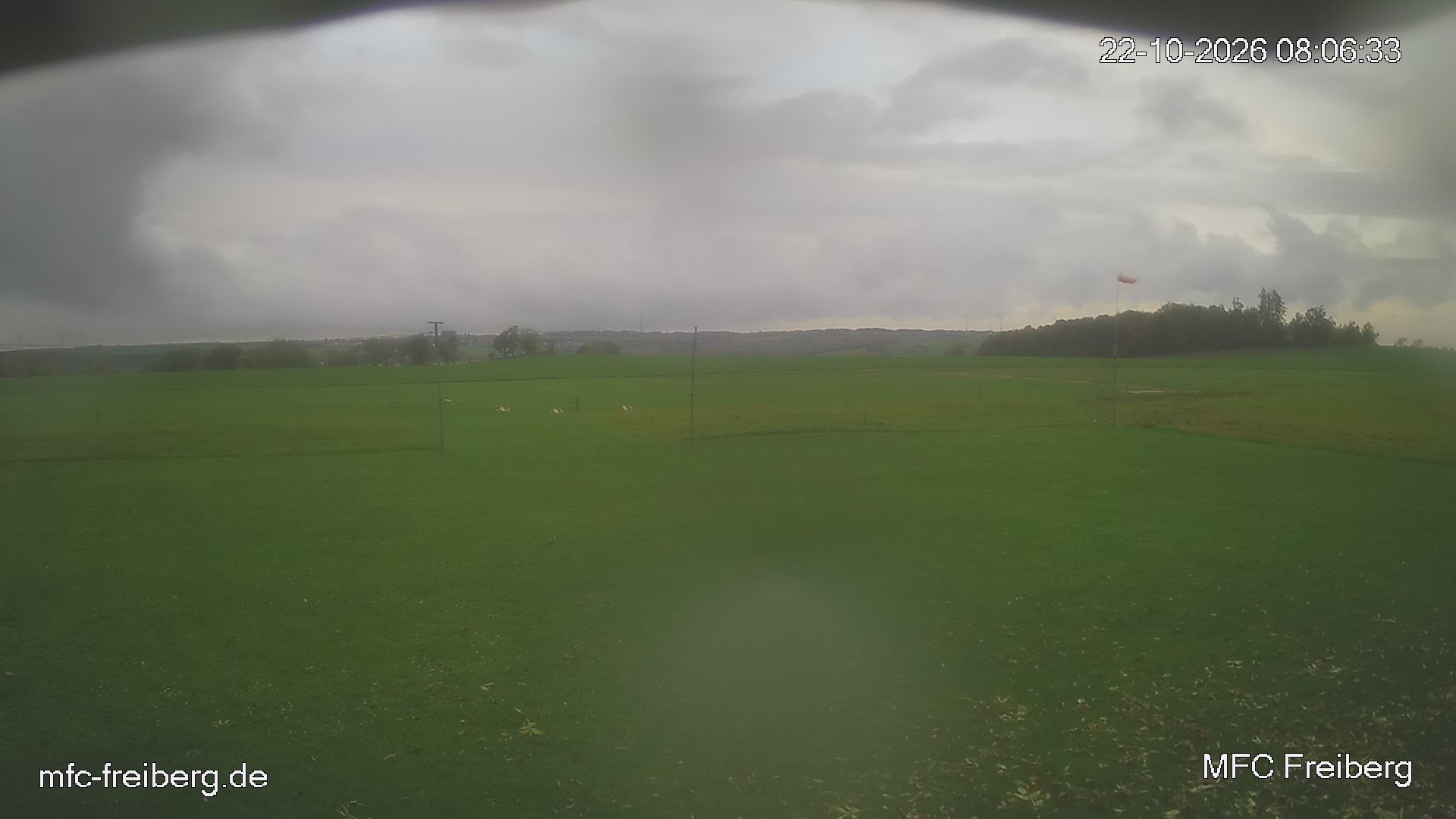 MFC Freiberg Flugplatz Webcam mfc-freiberg-flugplatz-webcam-2026-10-22-08-09.jpg Webcam vom Flugplatz Weissenborn Modellflugsportverein Freiberg