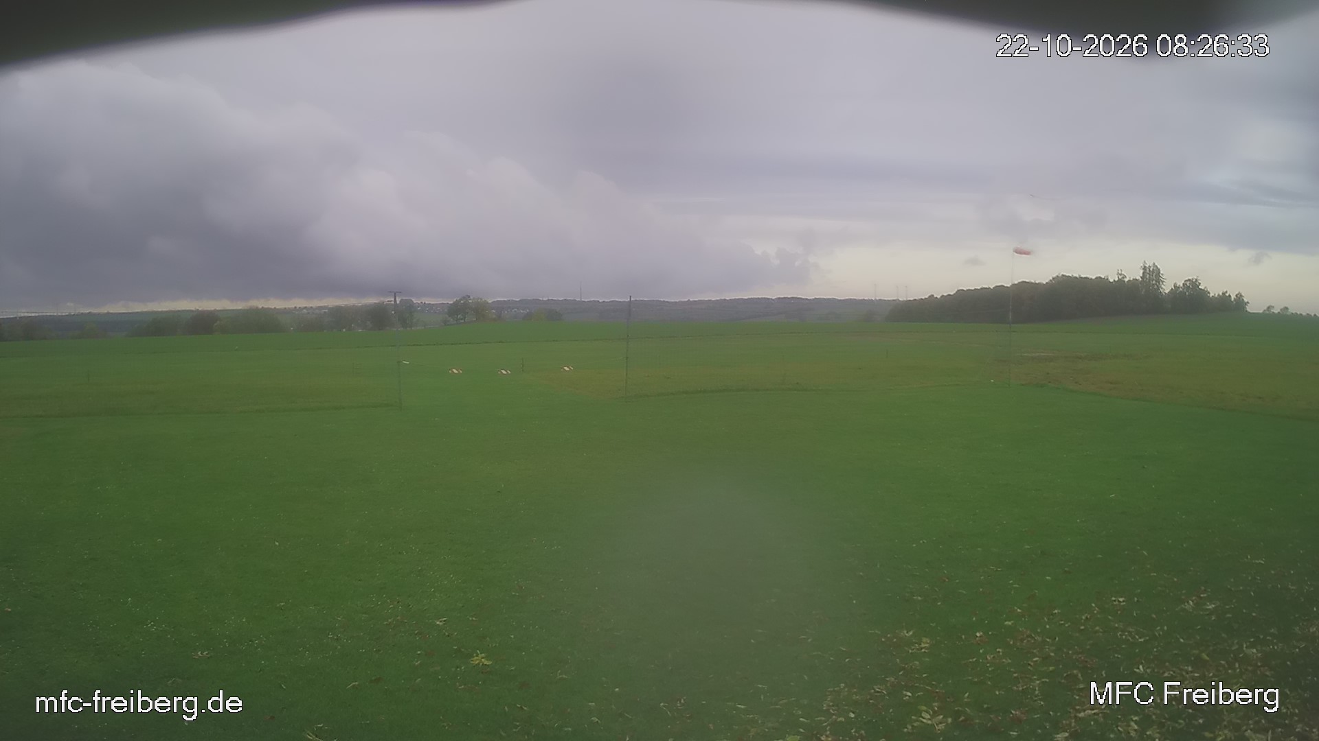 MFC Freiberg Flugplatz Webcam mfc-freiberg-flugplatz-webcam-2026-10-22-08-27.jpg Webcam vom Flugplatz Weissenborn Modellflugsportverein Freiberg