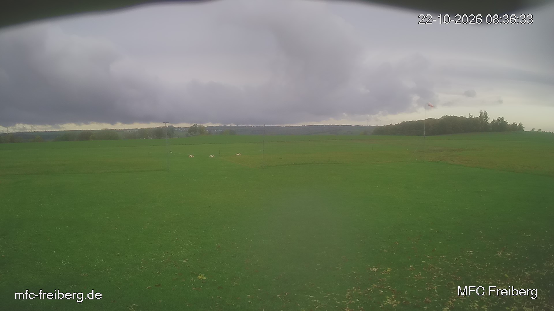 MFC Freiberg Flugplatz Webcam mfc-freiberg-flugplatz-webcam-2026-10-22-08-39.jpg Webcam vom Flugplatz Weissenborn Modellflugsportverein Freiberg