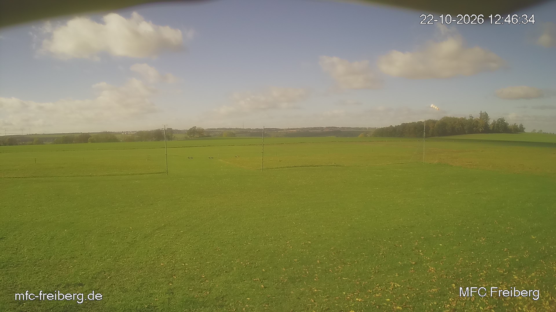 MFC Freiberg Flugplatz Webcam mfc-freiberg-flugplatz-webcam-2026-10-22-12-48.jpg Webcam vom Flugplatz Weissenborn Modellflugsportverein Freiberg