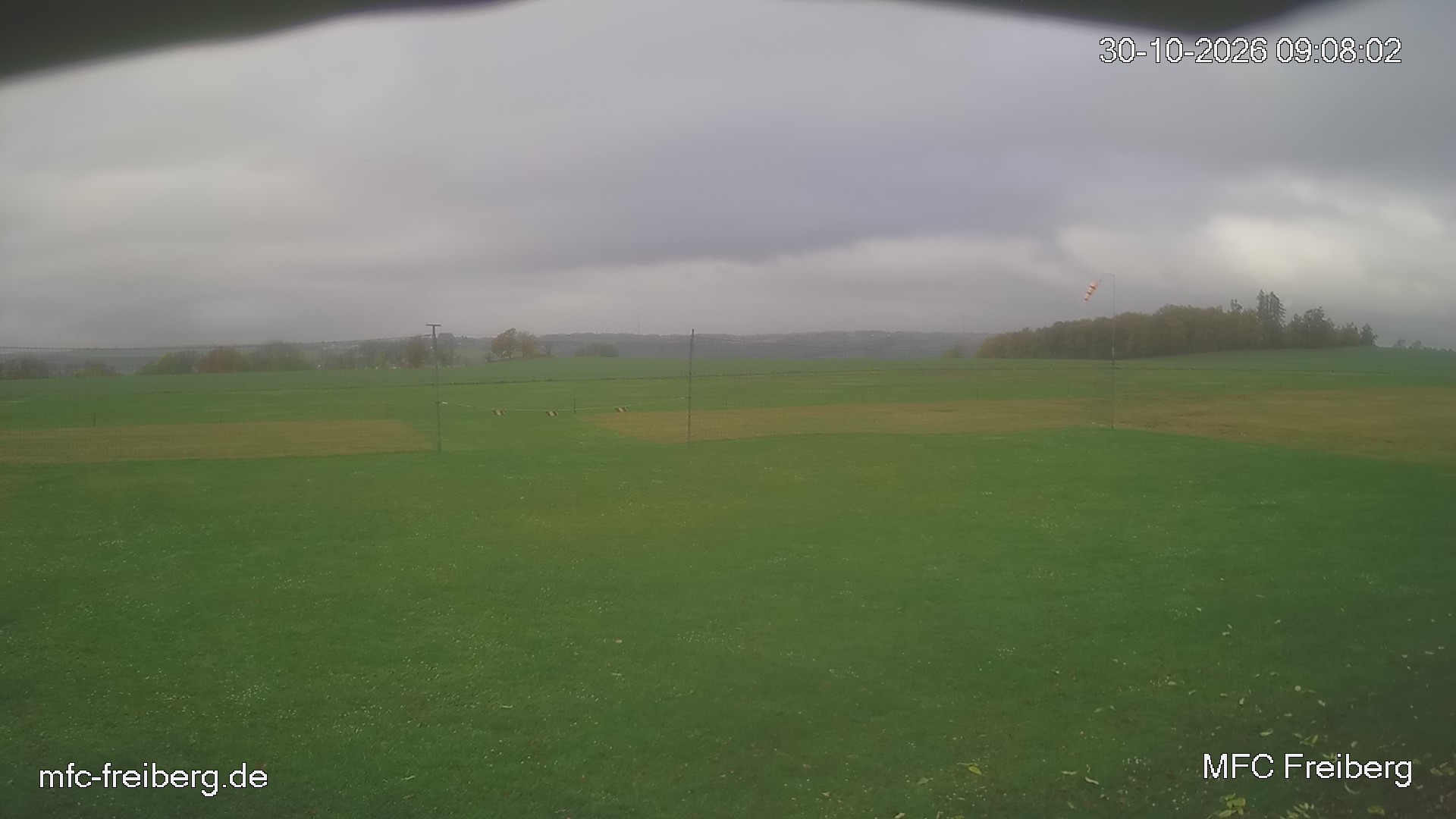 MFC Freiberg Flugplatz Webcam mfc-freiberg-flugplatz-webcam-2026-10-30-09-09.jpg Webcam vom Flugplatz Weissenborn Modellflugsportverein Freiberg